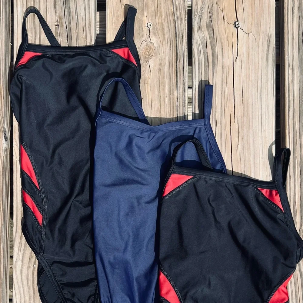- Bundle of 3! Speedo Sz 28 PowerFLEX Bundle! LIKE NEW!